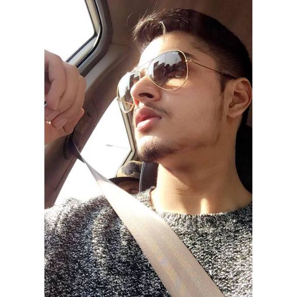 Meet your Posher, Happy - Picture 1 of 1